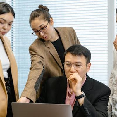裘若晶